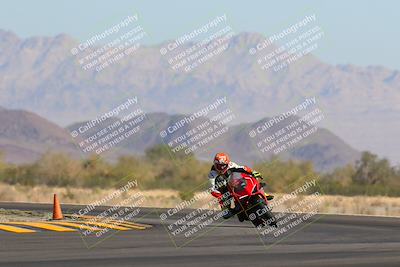 media/Nov-06-2022-SoCal Trackdays (Sun) [[208d2ccc26]]/Turn 14 (930am)/